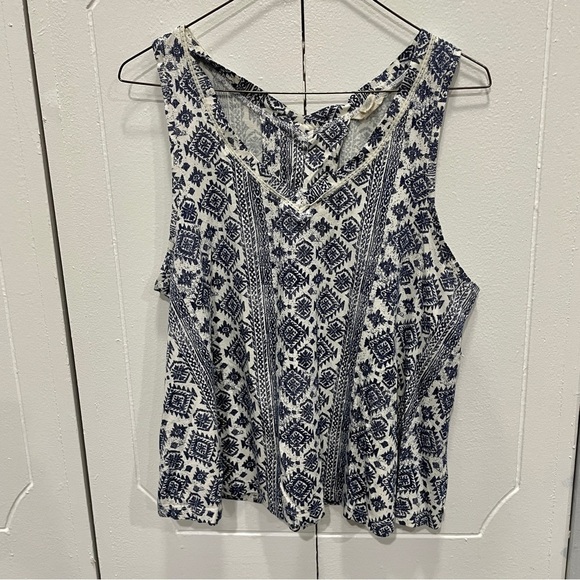 Lucky Brand Blue and White Tank Top - Picture 1 of 7